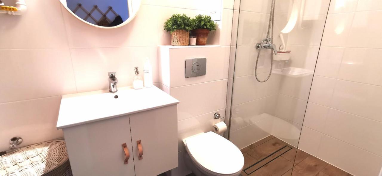 Studio Przy Neptunie Гданск Екстериор снимка