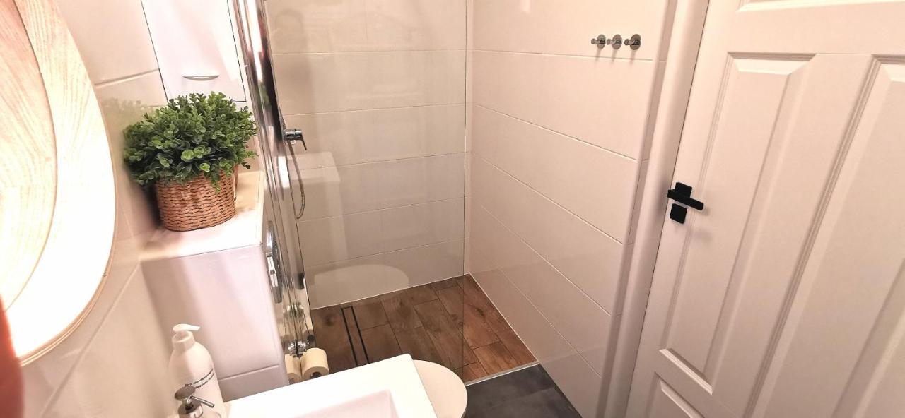 Studio Przy Neptunie Гданск Екстериор снимка